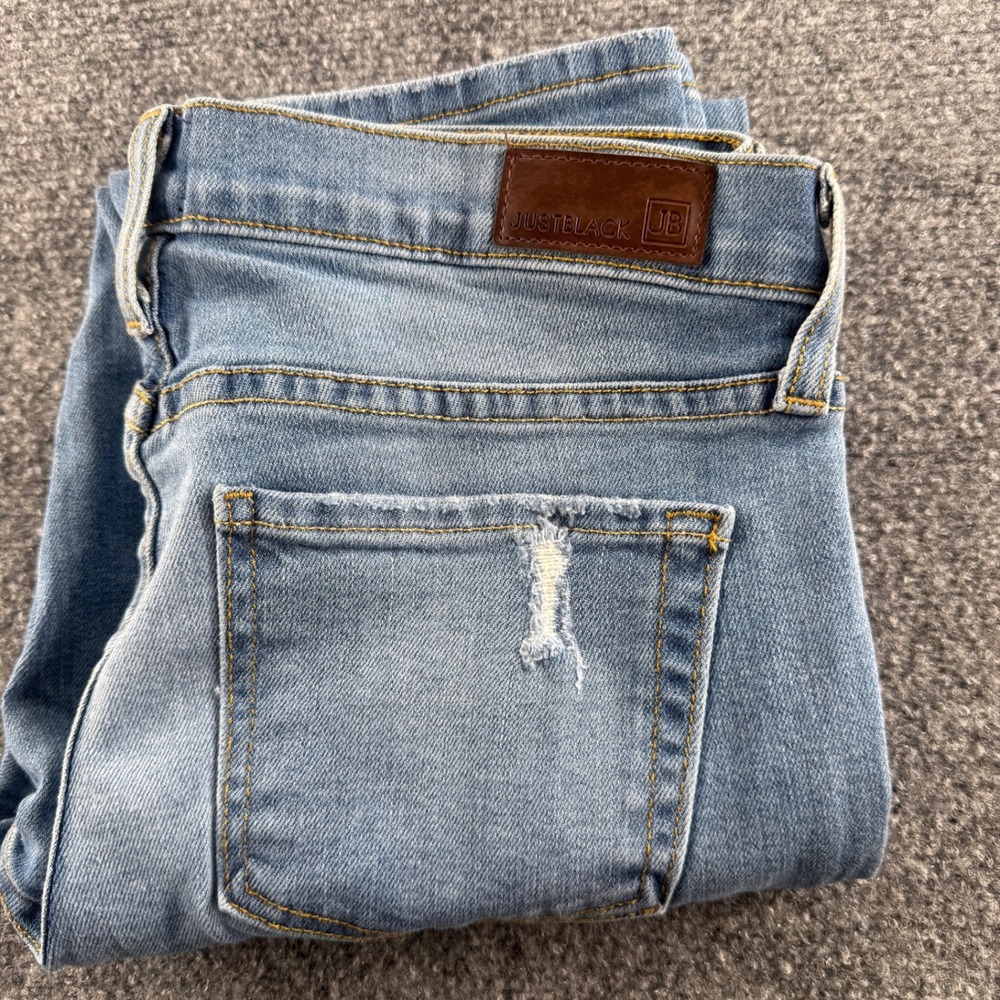 Just Black Denim Distressed Skinny Jeans Light Wash Made in USA Size 26 0394